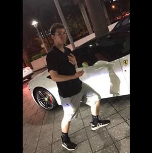 Meet your Posher, Andrew